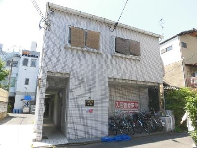 ベルハイツ花園の外観