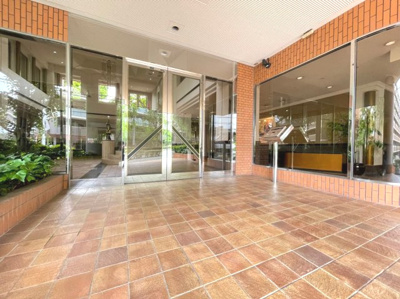 【ロビー】 | ロイヤルフェルティ豊中緑丘