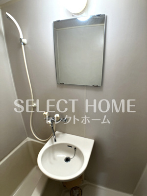 【洗面所】 | 小豆坂シャンテ | 忙しい朝には欠かせない洗面所です