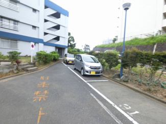 【駐車場】 | 平置き駐車場です。