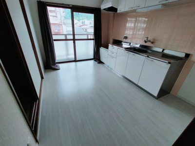 【居間・リビング】 | ヤマキヨハイツ