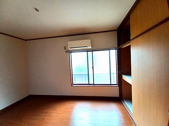 コーポ辻の洋室