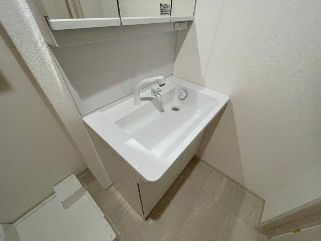  | クリエオーレ菱屋西