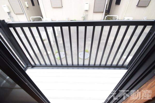 【バルコニー】