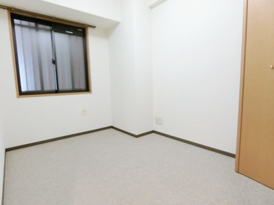 【洋室】 | ライオンズプラザ神戸 | ゆったりした洋室です