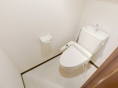 【トイレ】 | ライオンズプラザ神戸 | コンパクトで使いやすいトイレです