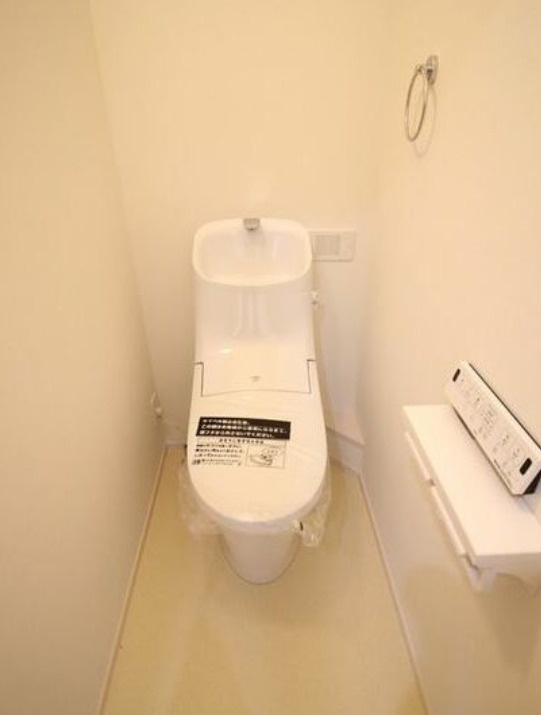 ラ・ソレイユのトイレ|落ち着いたトイレです