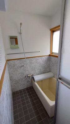 【浴室】 | ハウスＫ | 落ち着いた空間のお風呂です