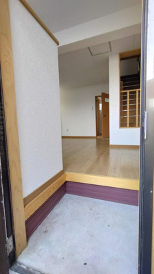 【玄関】 | ハウスＫ | 明るい玄関です