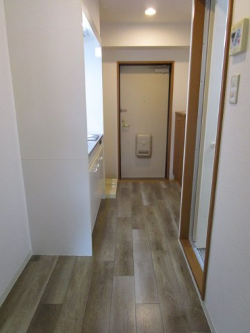 アルビオン新北野の玄関