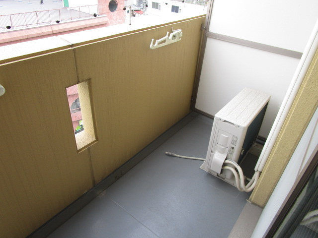 アルビオン新北野のバルコニー