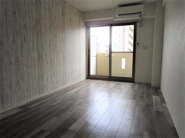 アルビオン新北野の洋室