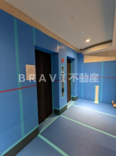 ラシュレ北浜 BRAVI不動産のその他共用部分|【ラシュレ北浜】エレベーター2基で朝の時間もスムーズ