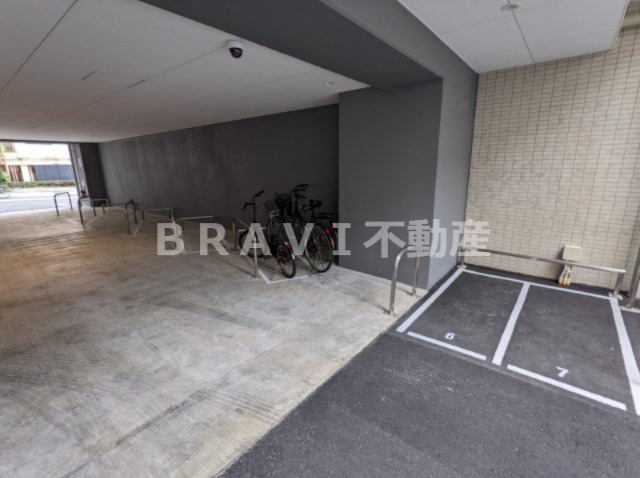 ラシュレ北浜 BRAVI不動産のその他共用部分|【ラシュレ北浜】バイク置場