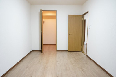 【洋室】 | レジデンスKise | 洋室6帖