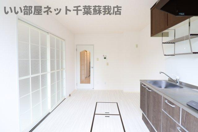 クレール有吉の居間・リビング|清潔感のあるきれいなお部屋です！