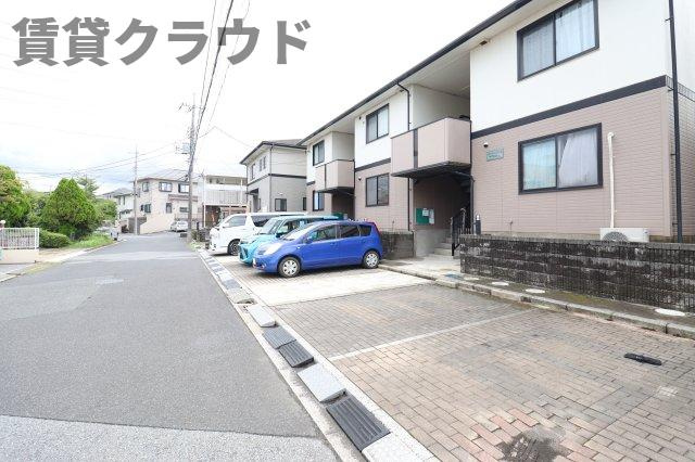 クレールシャンブル　Bの駐車場|お気軽にお問い合わせください♪