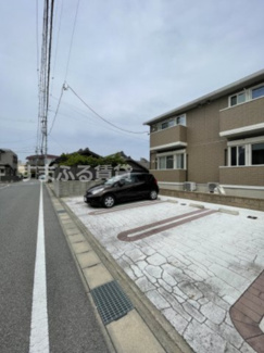 【駐車場】