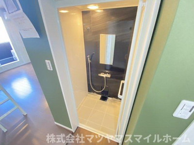 【シャワールーム】 | D＿BASE