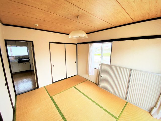 コーポまるもの和室