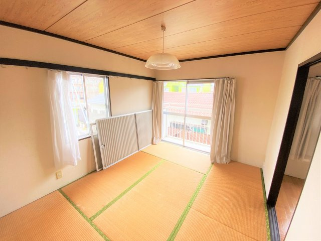 コーポまるもの和室