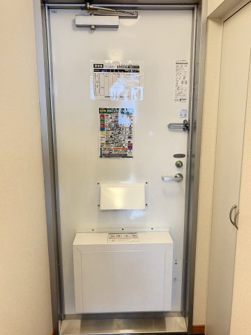 ティアラ平清水の玄関