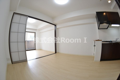 【居間・リビング】 | グランシス天満橋 | 使いやすいリビングです