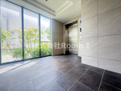 【ロビー】 | ATKレジデンスなにわ橋 | 毎日通るロビーはこのようになっています