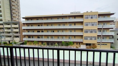 【展望】 | サングレール鶴見今津公園 | 中層階につき見晴らし良好です。
高所が苦手な方にも丁度良い高さ♪