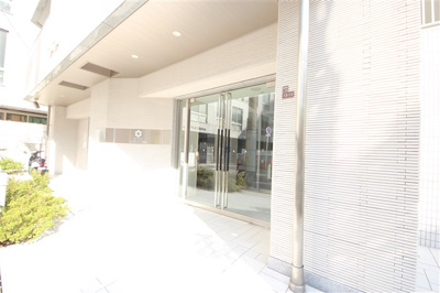 【エントランス】 | クリスタルグランツ西本町