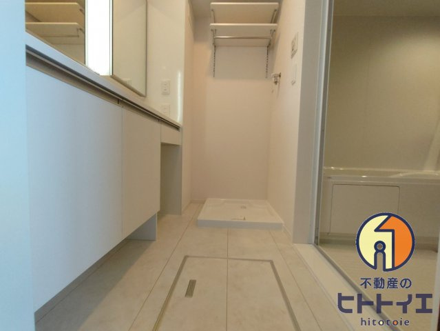D-roomプラムの玄関