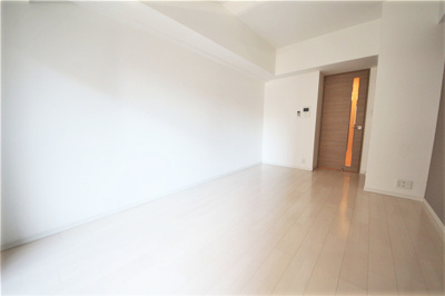 【洋室】 | サムティ阿波座ベルシア