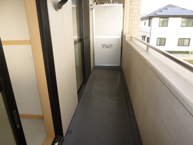 倉敷市連島町鶴新田のアパートのバルコニー