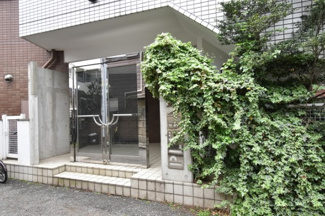 【エントランス】