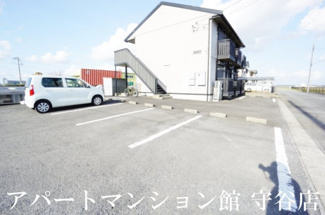 【駐車場】
