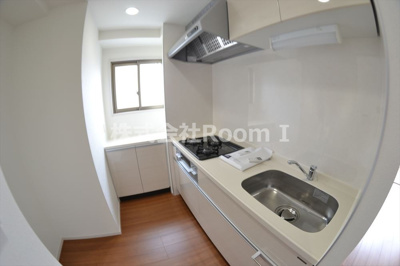 【キッチン】 | ジャスパ御堂筋本町 | コンパクトなキッチンで掃除もラクラク