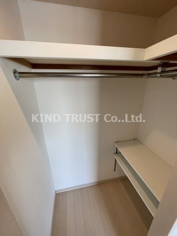 エステムプラザ梅田扇町公園パークランドの収納|便利な収納スペースです