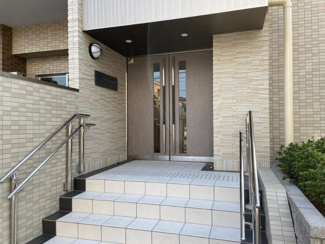 【エントランス】