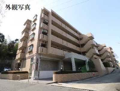 【外観】 | カルティア名東新宿　★仲介手数料無料★　極楽小学校　牧の池中学校 | リノベーション済み。
保証付きマンションです。