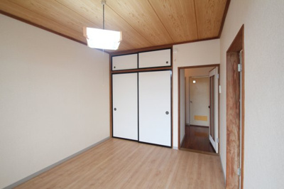 【寝室】 | サンビラージュ | 落ち着いて過ごせるお部屋なので、寝室にいかがでしょうか