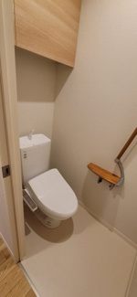 【トイレ】 | ラックメゾン | 収納もあるトイレです