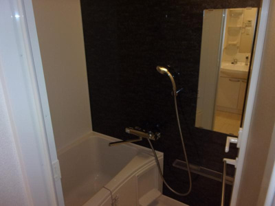 【浴室】 | グランフォーレ西新ヒルズ | 別号室の写真になります。現況優先。