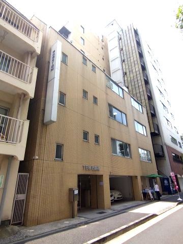 TBM西新橋ビルの外観