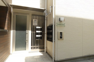 【エントランス】