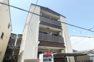 F maison CALMの画像