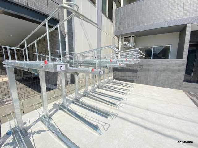 コートエスト都島　仲介手数料無料の駐車場