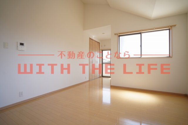 ベルカーサ花畑【キャッシュバック対象物件】の洋室