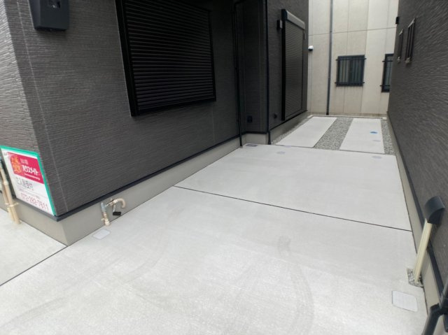 Grand Blue Residenceの駐車場