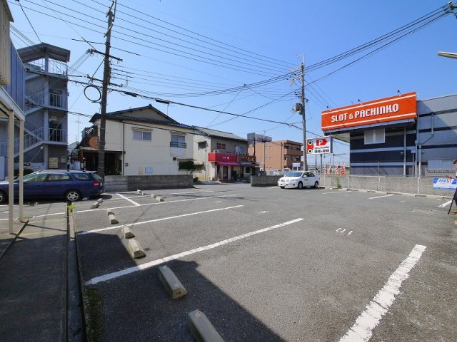 ジョイフルハイツ　Ａ棟の駐車場|駐車場完備です