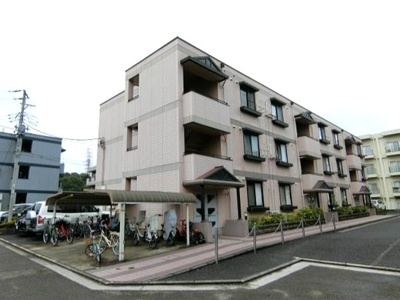 【外観】 | オーソネタウンハウス伍番館 | 東急東横線「綱島」駅・「大倉山」駅まで徒歩圏内！2駅利用可能で通勤通学・お買物にも便利な立地の3階建てマンションです♪